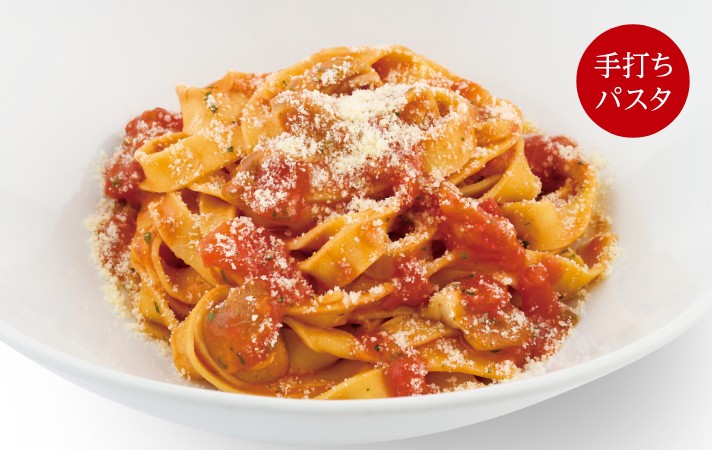 ポルチーニ茸のトマトソースタリアテッレの画像 手打ちパスタ
